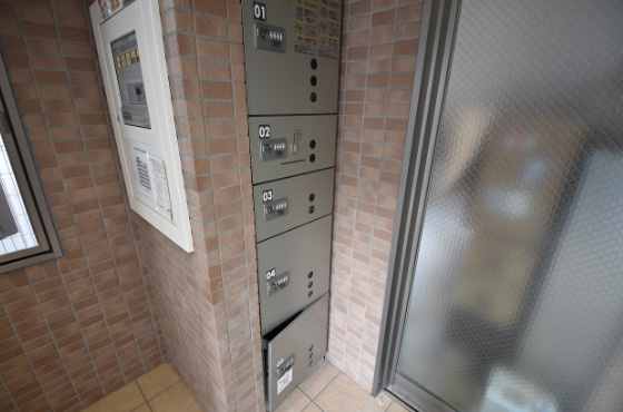 【エントランス】フォンティーヌ弓之町