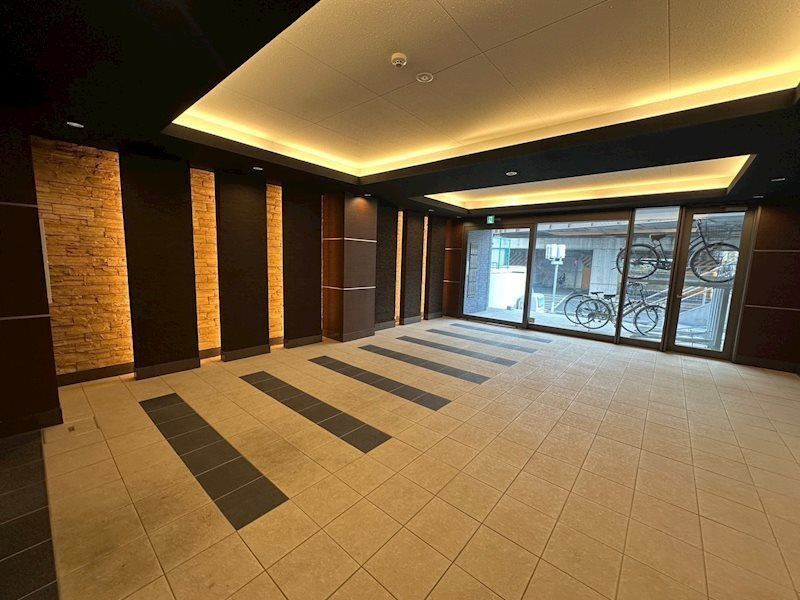 ヴィラナリー関目 のエントランス