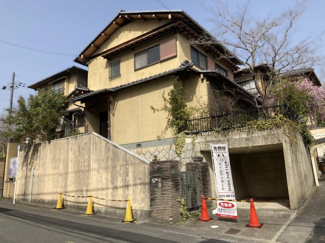岩倉長谷町の外観