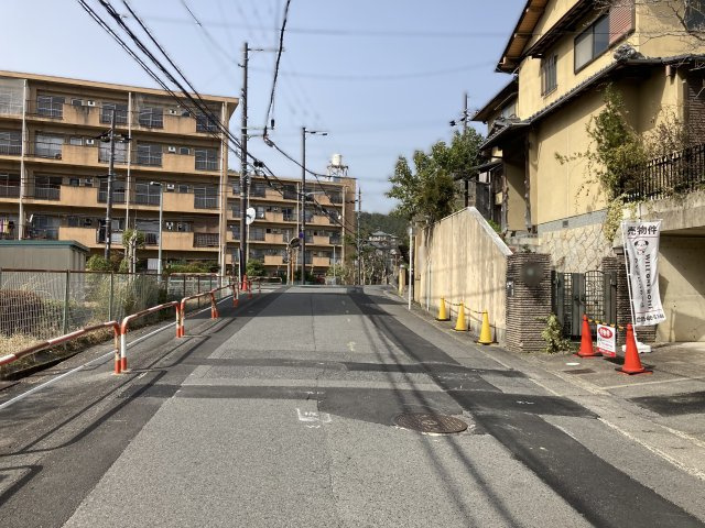 岩倉長谷町の前面道路含む現地写真