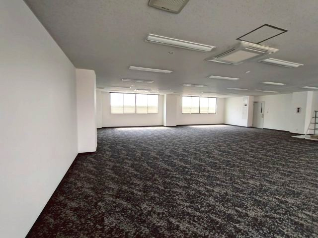 康生通南　二丁目ビルの内装