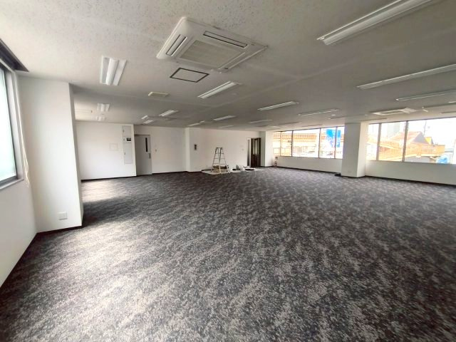 康生通南　二丁目ビルの内装