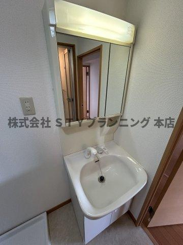 仲介手数料０円！日進ビルの独立洗面台