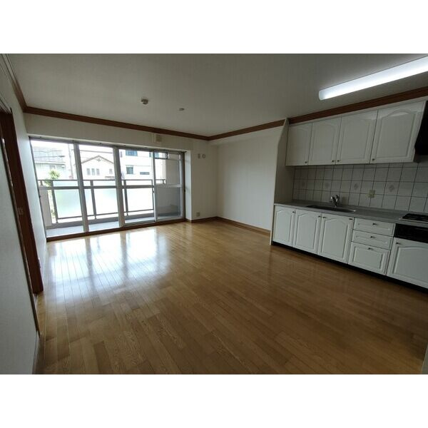 スペクトルティアラ宮町の居間・リビング