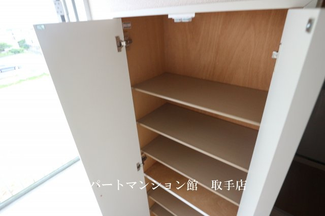 レオパレスルーチェ4の収納