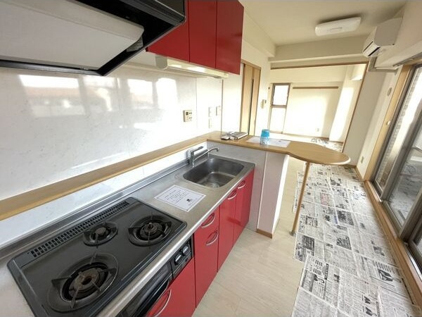 T's ioriのキッチン