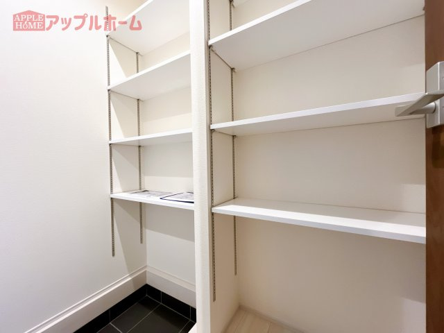 深谷市小前田第10　新築戸建　全11棟の玄関