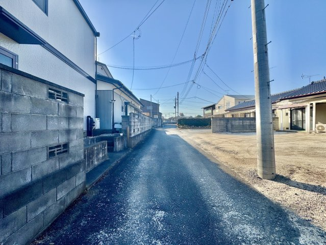 笠間市美原売土地の前面道路含む現地写真