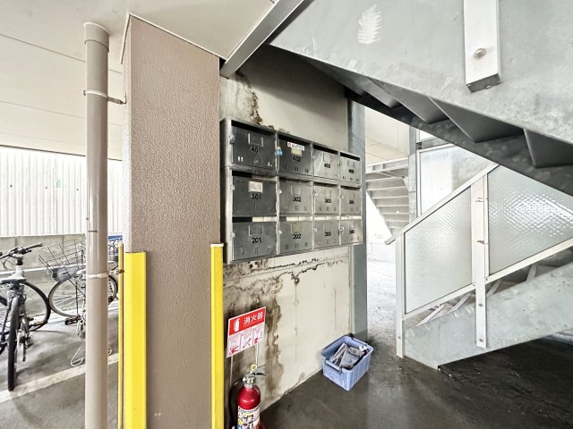 フィットハイム北本町のエントランス