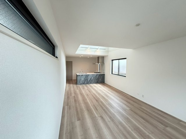 藤沢市みその台　新築戸建　全2棟2号棟の居間・リビング