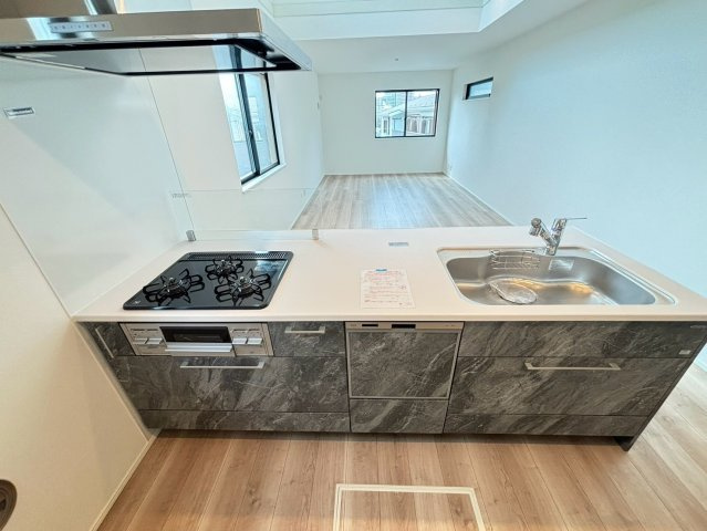 藤沢市みその台　新築戸建　全2棟2号棟のキッチン