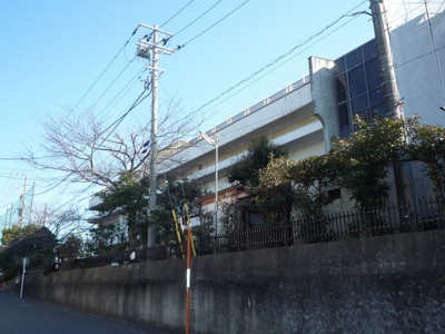 横浜市立西本郷中学校　500ｍ