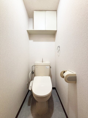 温水洗浄機能付きのトイレ