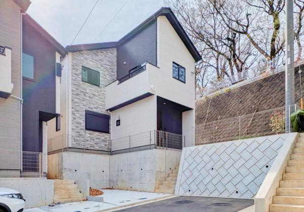 横浜市緑区霧が丘２丁目の新築一戸建の前面道路含む現地写真|周辺環境も合わせてご案内させて頂きます！
お気軽にお問い合わせ下さい！