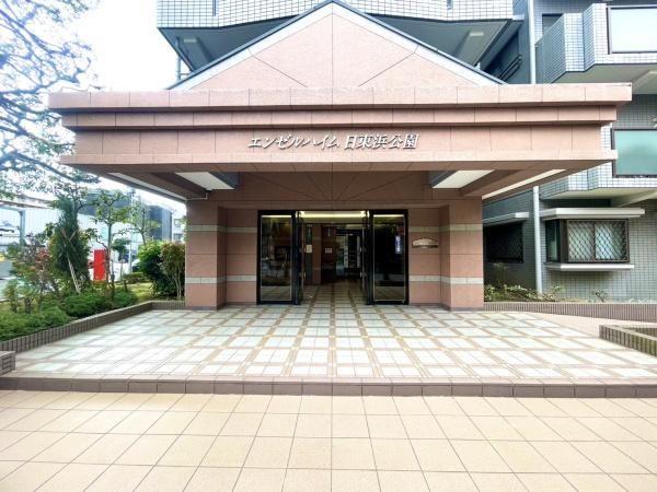 横浜市鶴見区大東町の中古マンションのエントランス|清掃もしっかり、管理のされたマンションです。
安心・安全・快適にお過ごしください