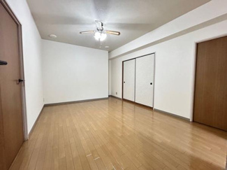 【居間・リビング】 | ヴェルデ藤尾２番館 | リビングルーム8帖