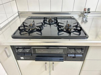 【キッチン】 | ヴェルデ藤尾２番館 | ３口ガスコンロ