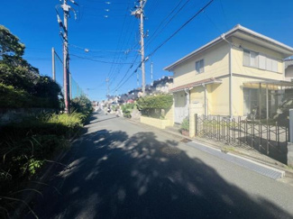 【前面道路含む現地写真】