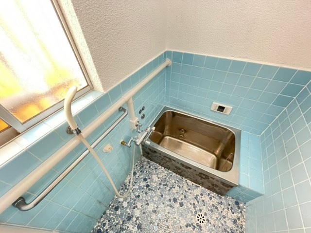 福田4丁目貸家の浴室