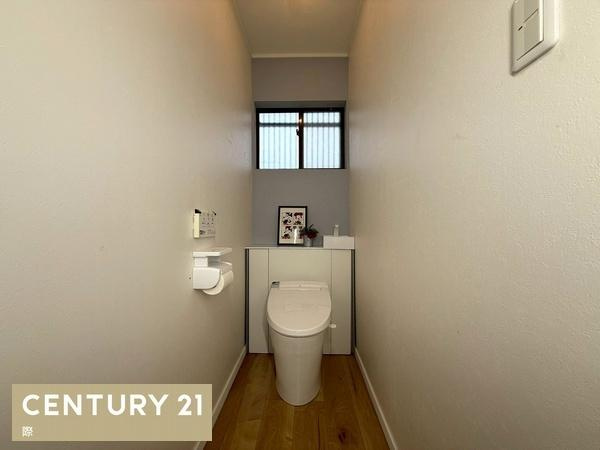 和歌山市新高町　中古戸建のトイレ