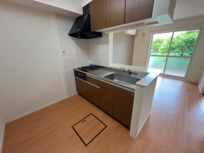 【キッチン】 | テリーヒルズ | ドラッグストアケイ・アイ堂 0.6km