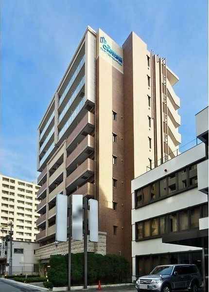 プレサンスOSAKA江坂の外観