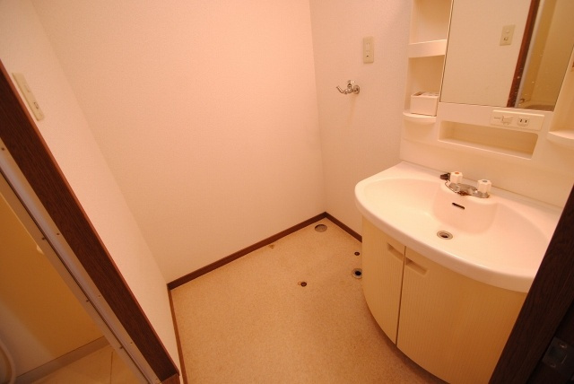 風祭ハイツの洗面所|同物件　イメージ写真