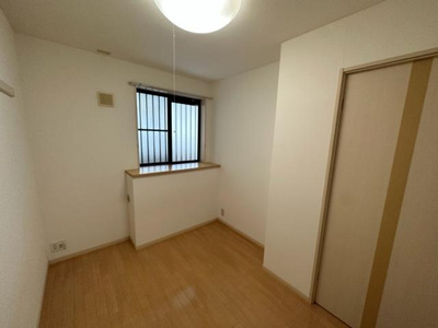 【寝室】 | アマレーナ | 寝室