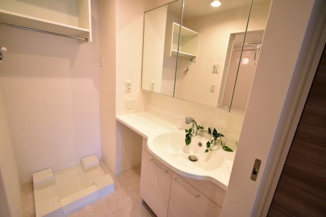 CLAIRの独立洗面台