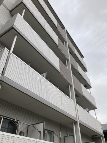 ポポラーレ船橋の外観