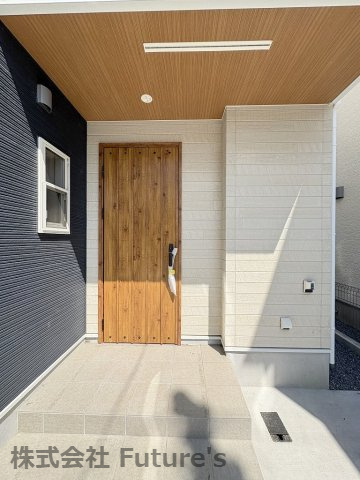 流山市流山3丁目　新築戸建　全2棟　A号棟のエントランス|玄関アプローチ