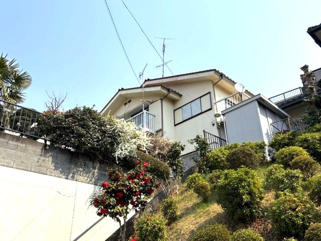 横浜市神奈川区白幡上町のアパート