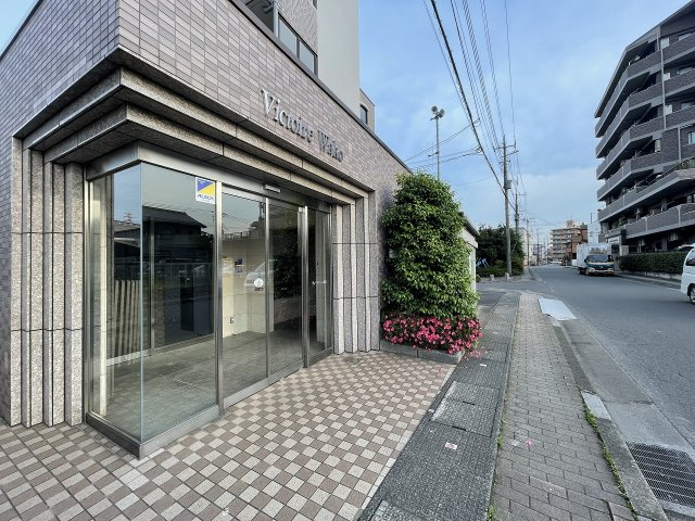 ヴィクトワールワコーのエントランス
