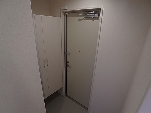 神戸市須磨区大手町５丁目のアパートの玄関|シューズボックス付き