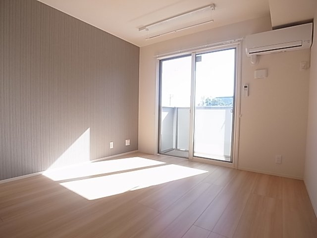 神戸市須磨区大手町５丁目のアパートの居間・リビング|リビング