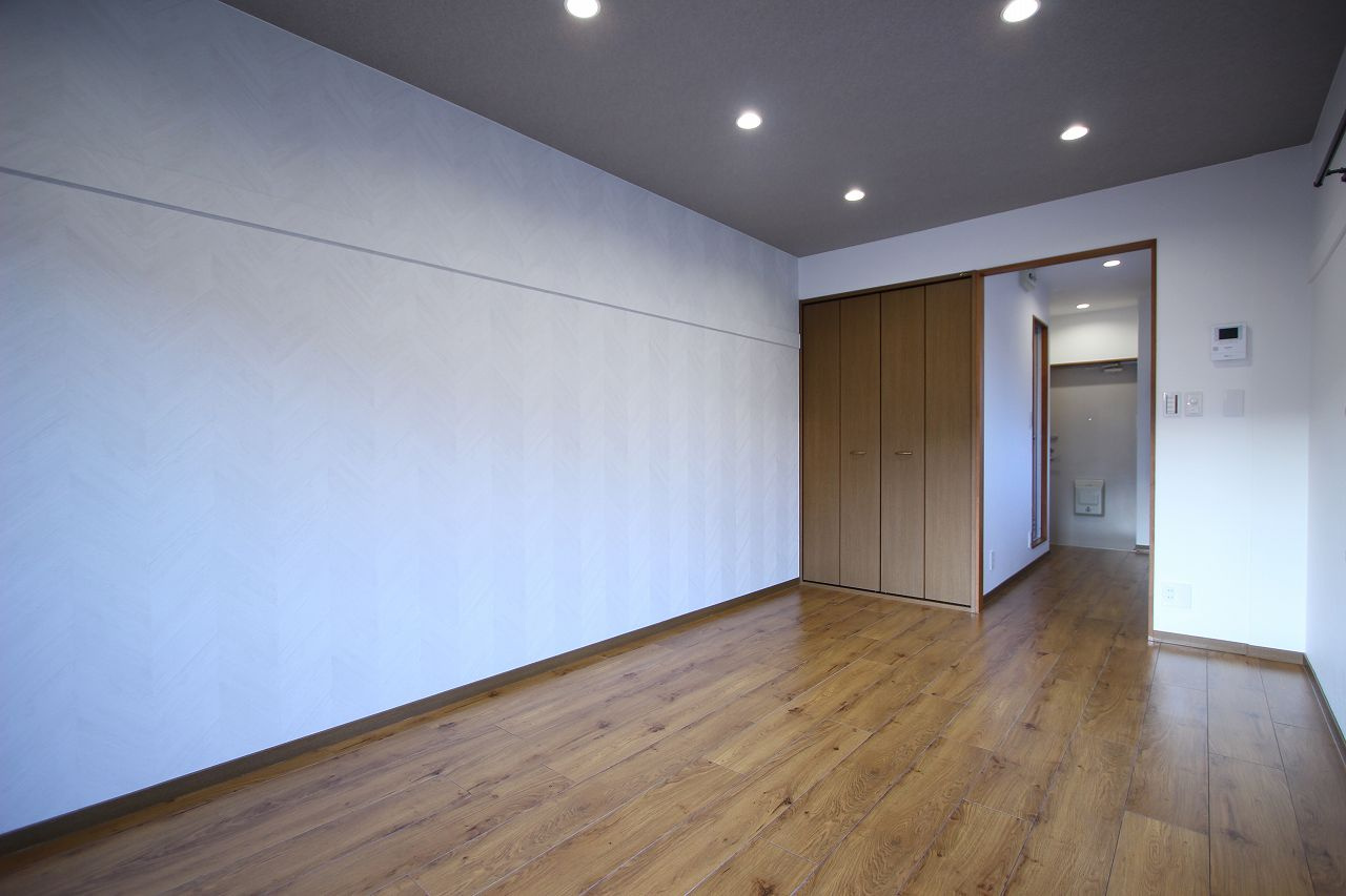 ユニバーシティハウスの洋室