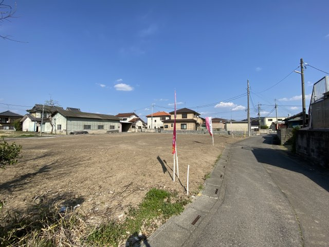 熊谷市西野土地　3区画の前面道路含む現地写真