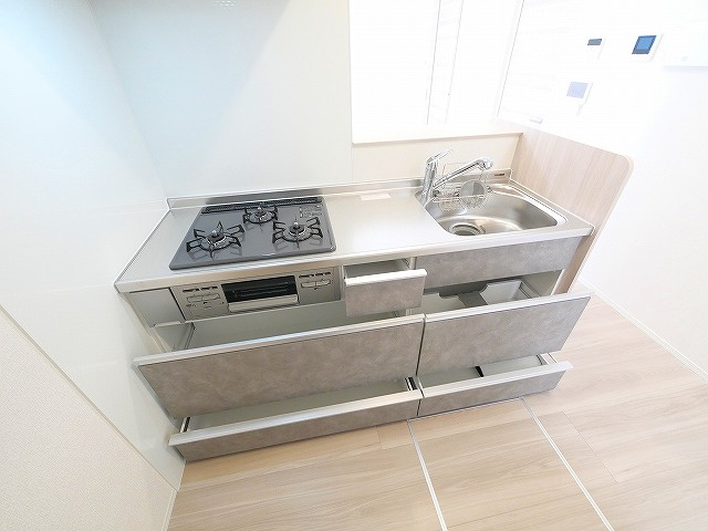 アウスレーゼ高畑のキッチン|キッチンでお料理をお楽しみください