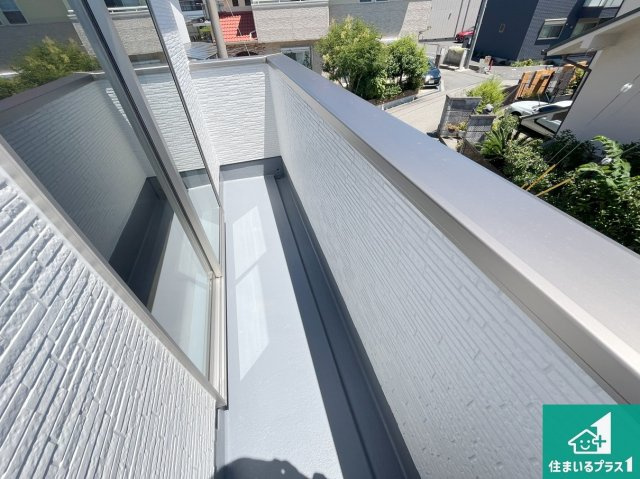 明石市東野町　第1期　新築一戸建てのバルコニー|日当たりのよいバルコニー！お部屋が開放的に！