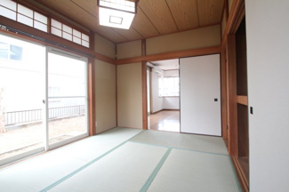 【居間・リビング】 | N松原貸家 | リビングと併せて広々とご利用できます！