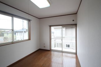 【寝室】 | N松原貸家 | 2F南東の洋室です