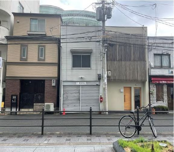 安土町1丁目戸建て