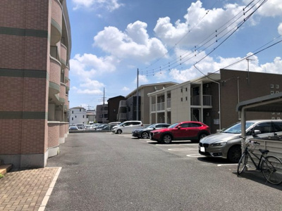 【駐車場】 | ランデュール・マキ