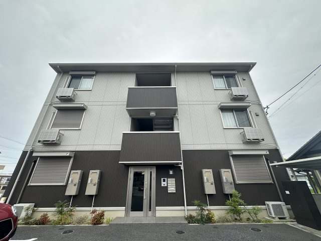 サラナ土橋の外観