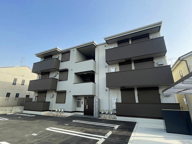 アウスレーゼ高畑の外観|外観もきれいです