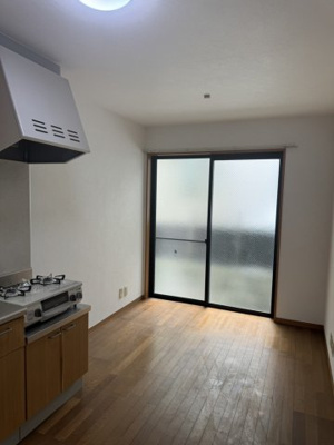 【居間・リビング】 | 下山手通4丁目貸事務所