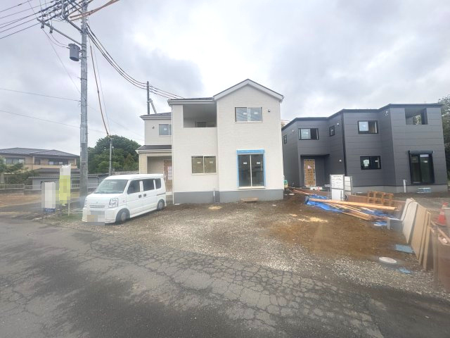 新築　北群馬郡吉岡町漆原第2　Livele Garden.S　１号棟の駐車場|現地写真　駐車スペースは2台分可能です！					
