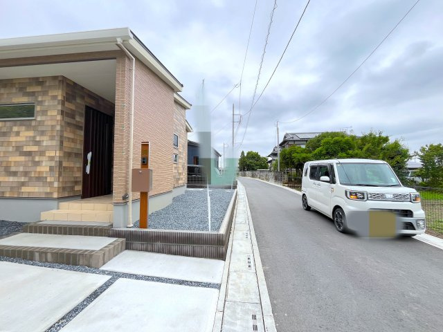 【前面道路含む現地写真】 | 深谷市荒川第１期　ワイウッドコート　新築戸建　全7区画　7号棟