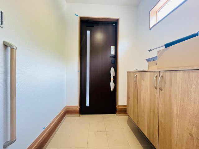 【玄関】 | 深谷市荒川第１期　ワイウッドコート　新築戸建　全7区画　7号棟