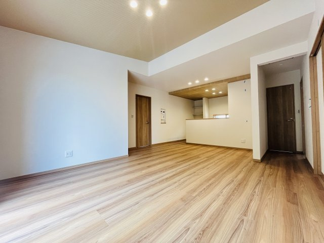 【キッチン】 | 深谷市荒川第１期　ワイウッドコート　新築戸建　全7区画　7号棟